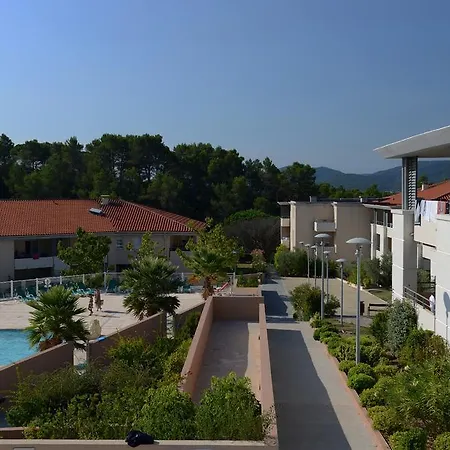 Aparthotel Les Parasols D'argens La Bouverie