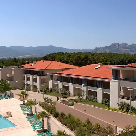 Aparthotel Les Parasols D'argens 3*
