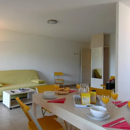 Aparthotel Les Parasols D'argens La Bouverie